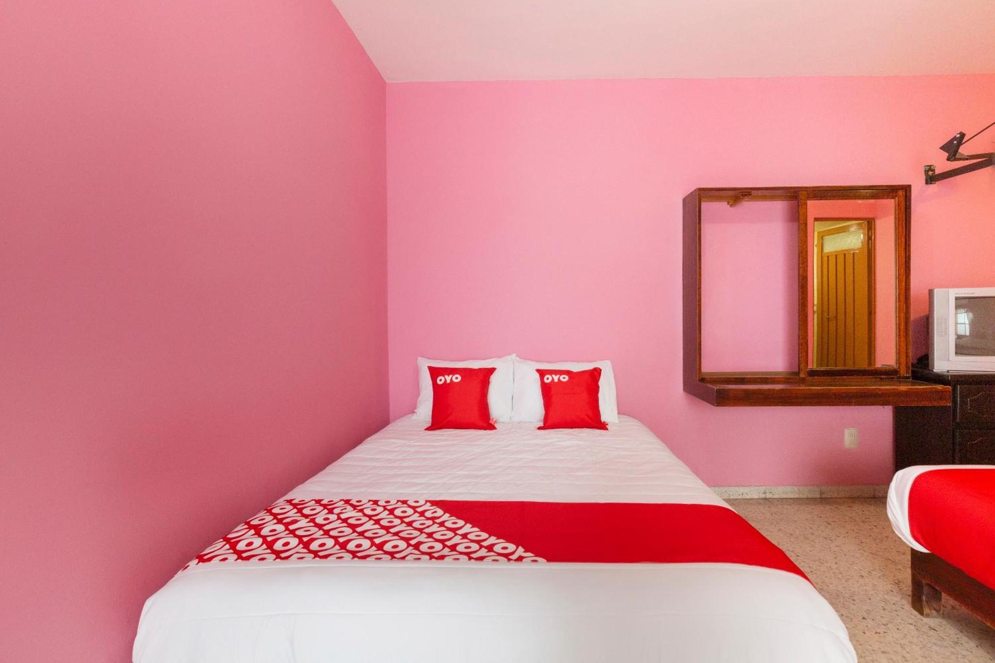 Oyo Hotel Emperador, Oaxaca Eksteriør billede